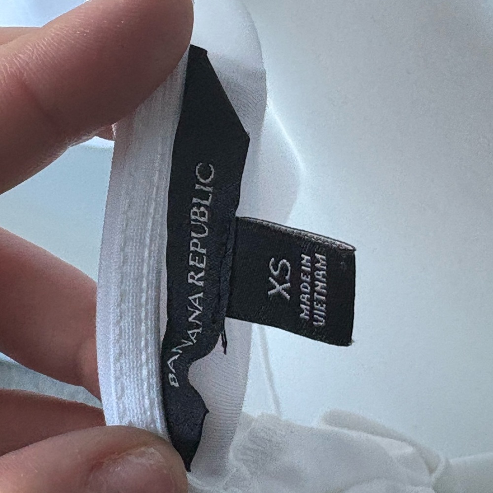 Banana Republic White Peplum Blouse - Picture 4 of 5